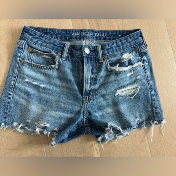 American Eagle Tomgirl Midi Jean Shorts – Size 6 - Picture 1 of 5